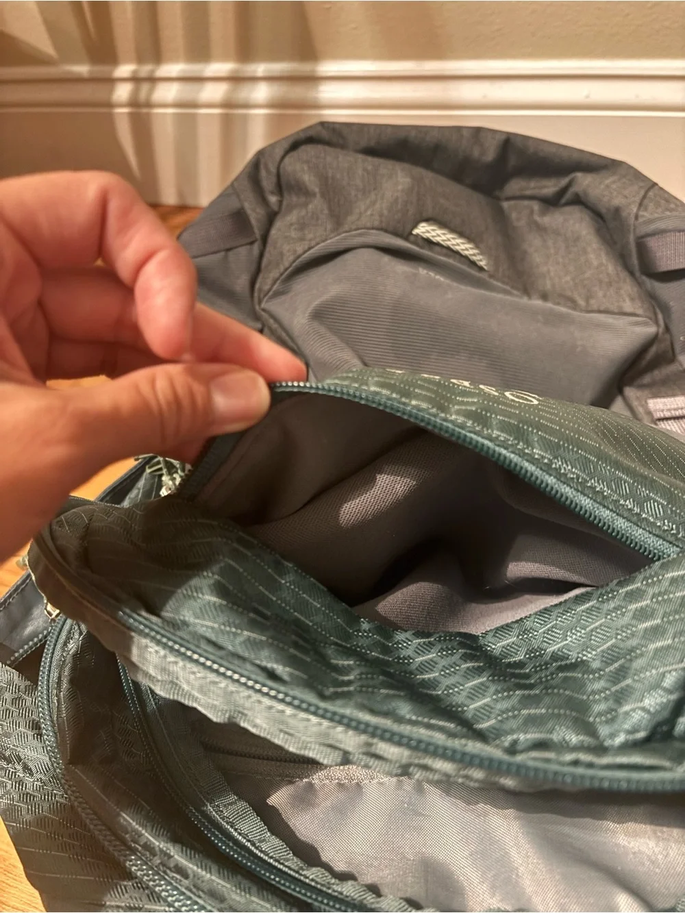 Osprey 32L Nebula Barely Used Work/School Backpack